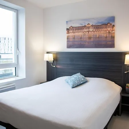 Zenitude Hotel-residences Fluvia 3* Тулуза