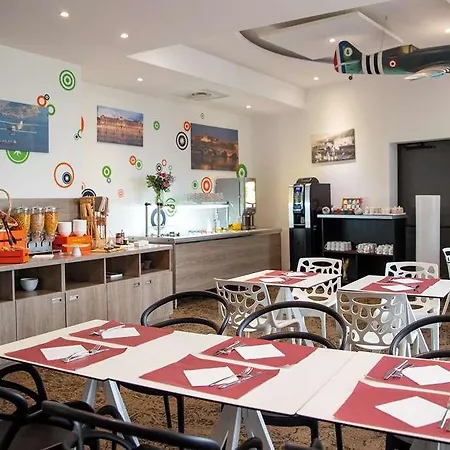 Zenitude Hotel-residences Fluvia מלון דירות
