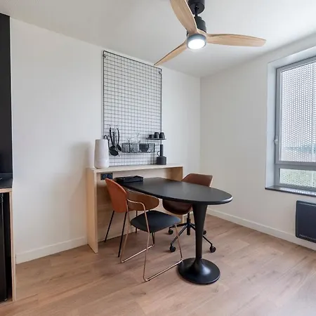 Zenitude Hotel-residences Fluvia טולוז